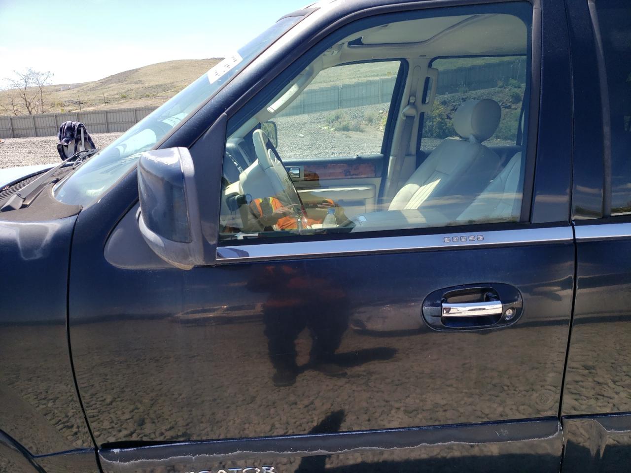 2003 Lincoln Navigator VIN: 5LMFU28R03LJ34130 Lot: 67618565