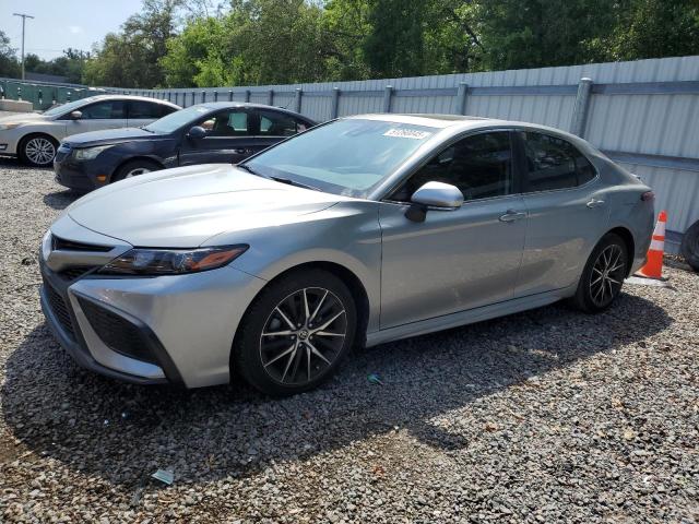  TOYOTA CAMRY 2022 Srebrny