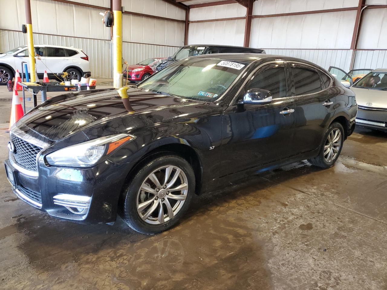 2017 Infiniti Q70 3.7 იყიდება Pennsburg-ში, PA - Rear End