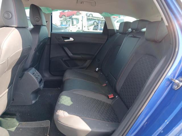 2024 SEAT LEON FR TS