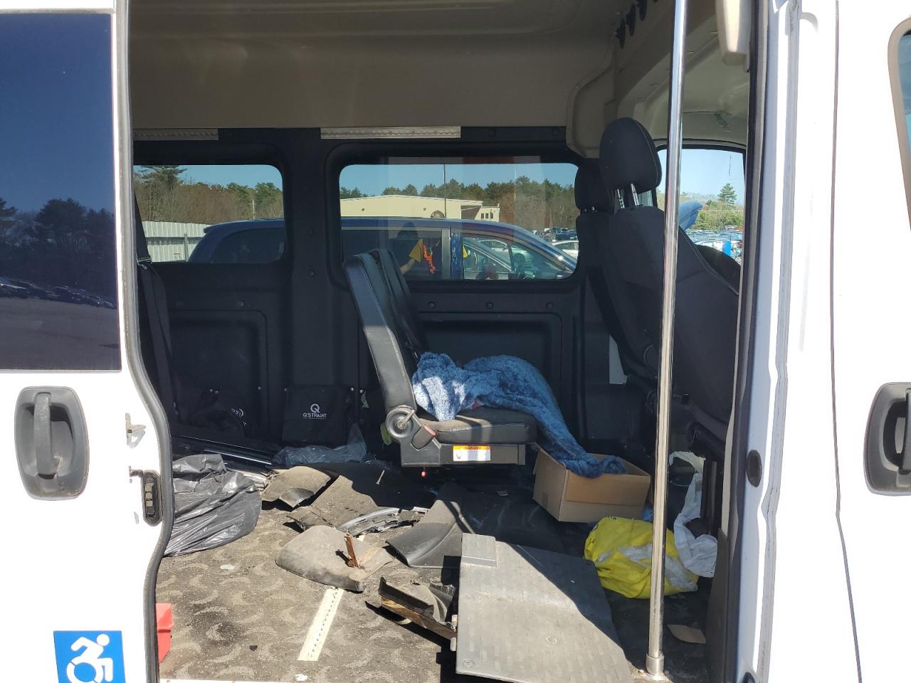 2019 Ram Promaster 2500 2500 High VIN: 3C6TRVPG4KE506211 Lot: 54656185