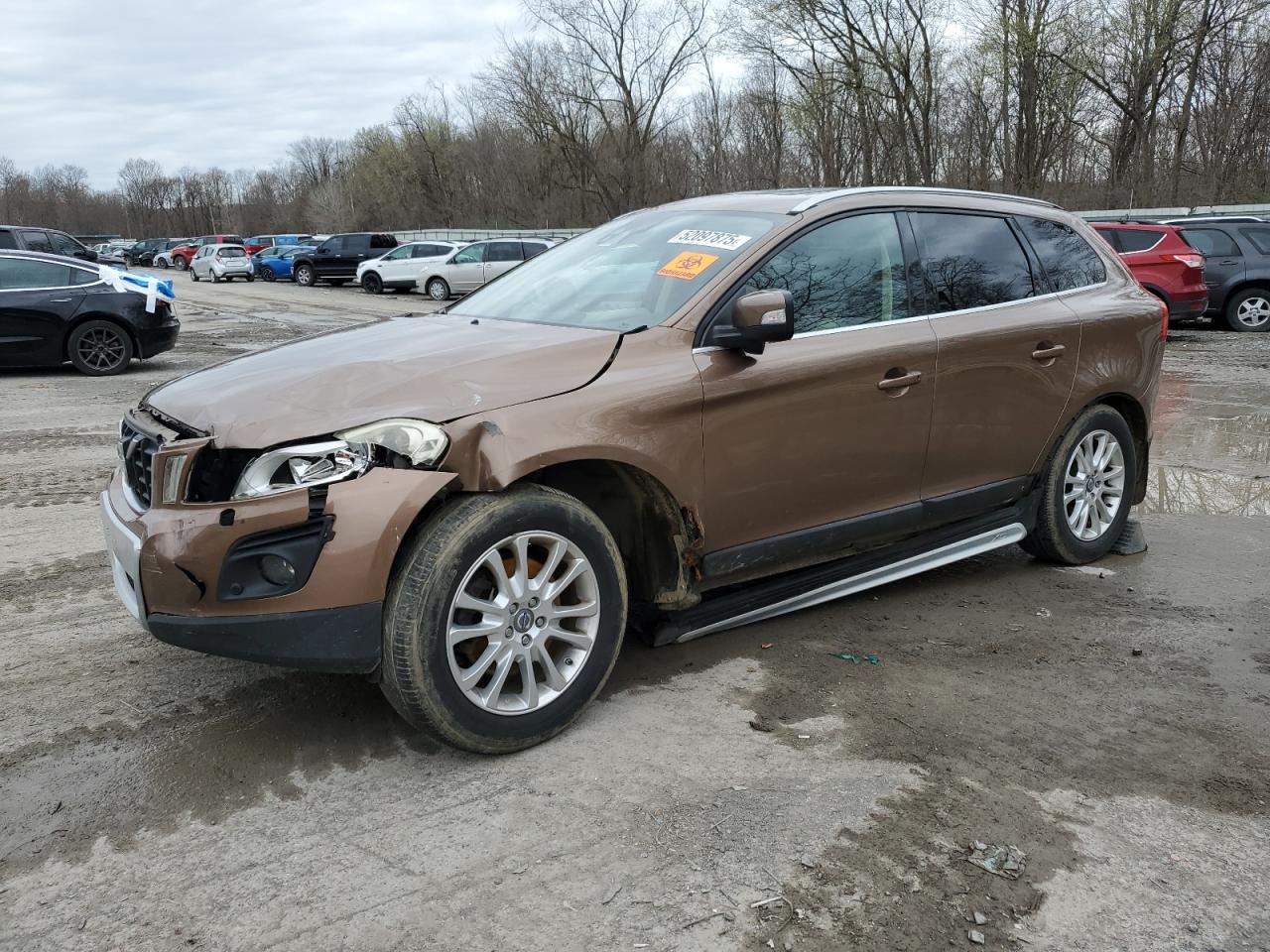 2010 Volvo Xc60 T6 zu verkaufen in Ellwood City, PA - Front End