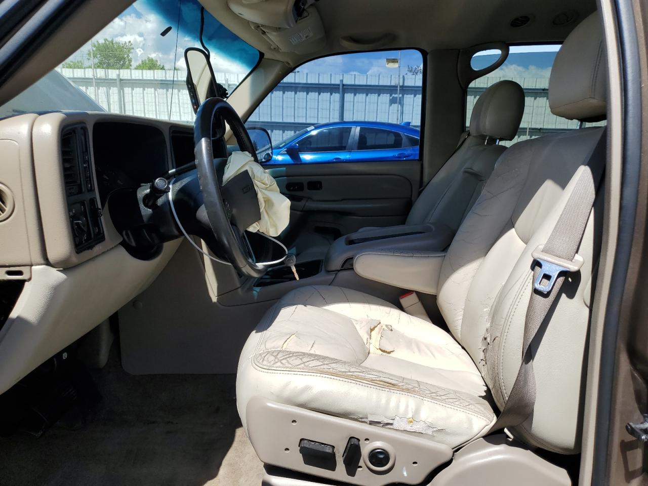 2004 GMC Yukon VIN: 1GKEK13Z04R147814 Lot: 55051985