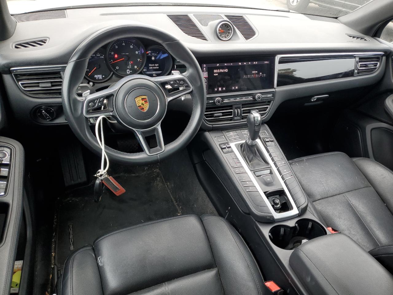 2020 Porsche Macan VIN: WP1AA2A58LLB15213 Lot: 51792865