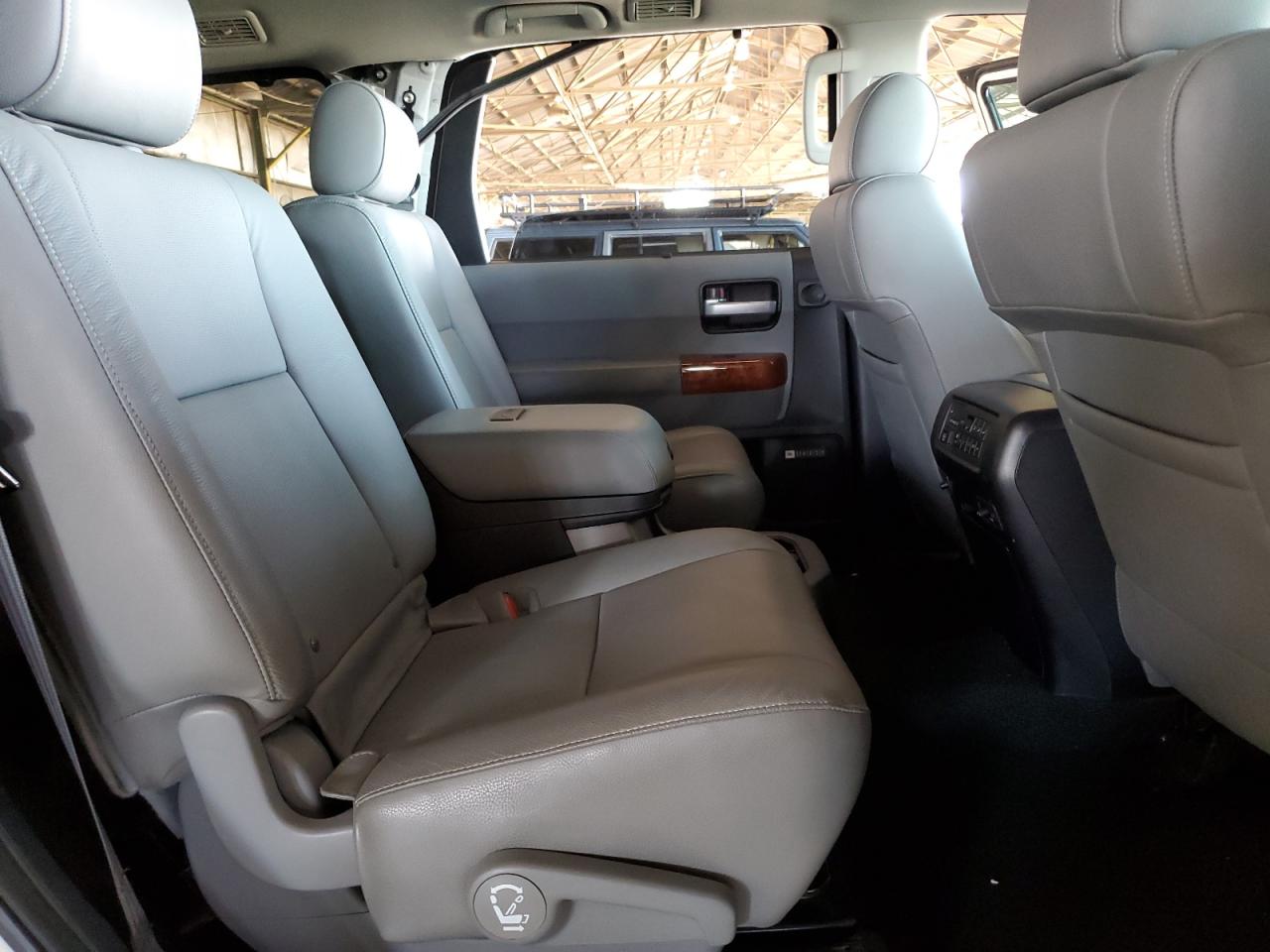 2019 Toyota Sequoia Platinum VIN: 5TDDY5G10KS173524 Lot: 54394495