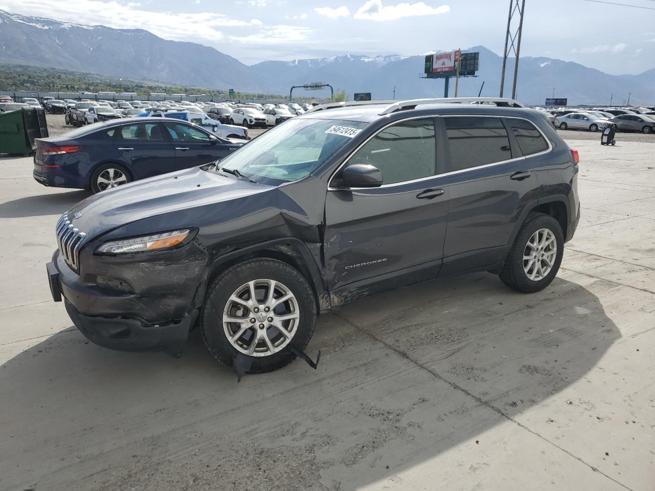 Farr West, UT에서 판매 중인 2017 Jeep Cherokee Latitude - Front End