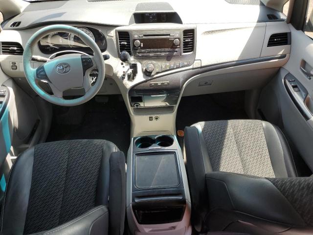  TOYOTA SIENNA 2012 Серый