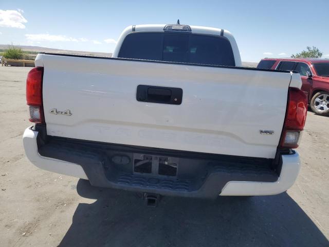  TOYOTA TACOMA 2018 Белы