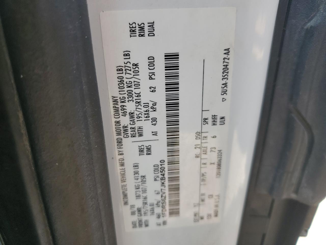 VIN: 1FDRS6ZV7JKB45010 2018 FORD TRANSIT