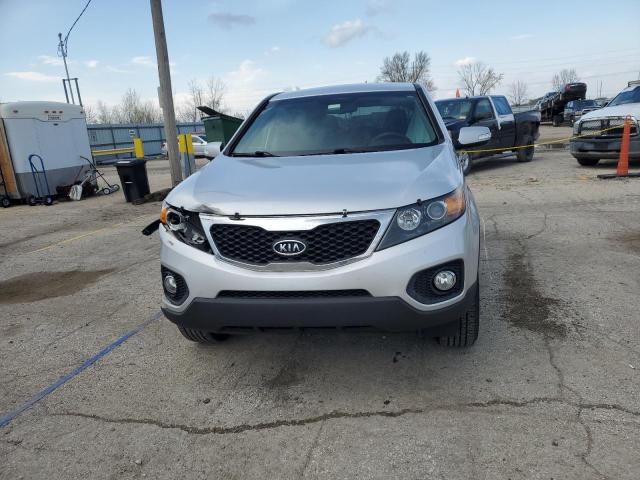  KIA SORENTO 2013 Srebrny