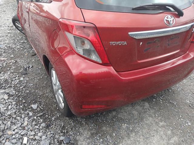 2013 TOYOTA YARIS TR V