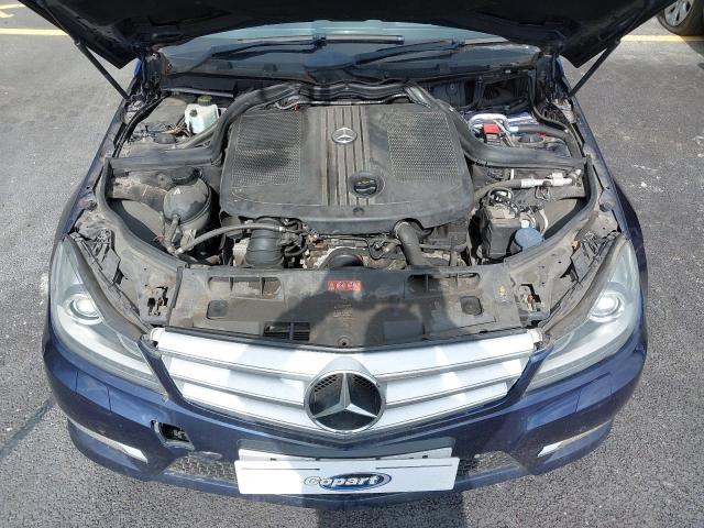 2011 MERCEDES BENZ C200 SPORT