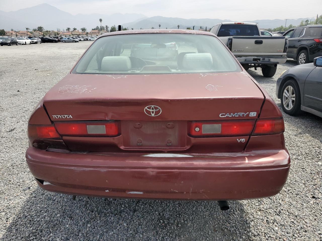 1999 Toyota Camry Le VIN: JT2BF22K8X0181675 Lot: 55057875