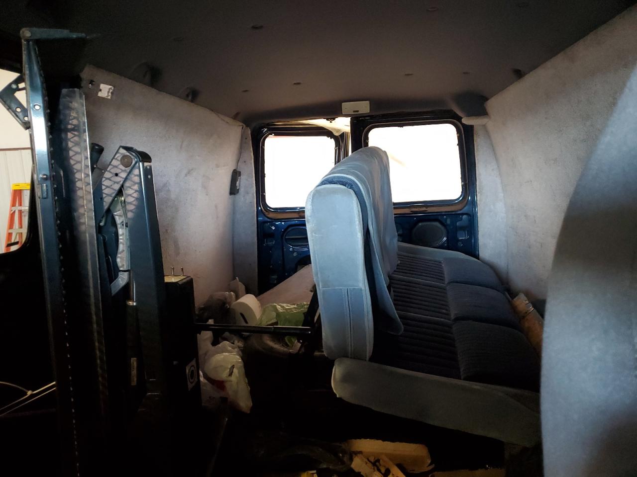 1992 Ford Econoline E150 Van VIN: 1FTEE14H9NHB45849 Lot: 52541165