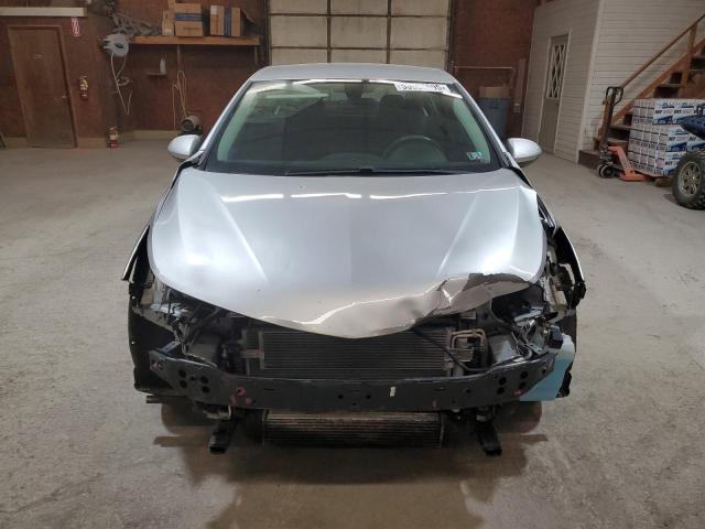  CHEVROLET CRUZE 2018 Srebrny