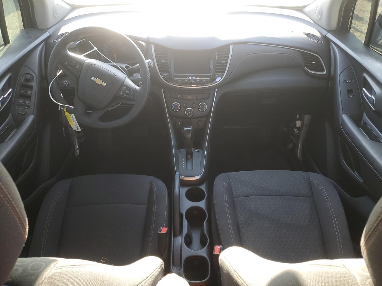 3gncjnsb8ll333986 3GNCJNSB8LL333986 2020 Chevrolet Trax Ls