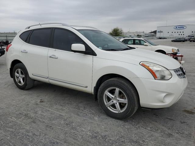 Parquets NISSAN ROGUE 2013 Biały