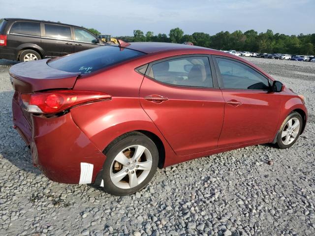  HYUNDAI ELANTRA 2013 Красный