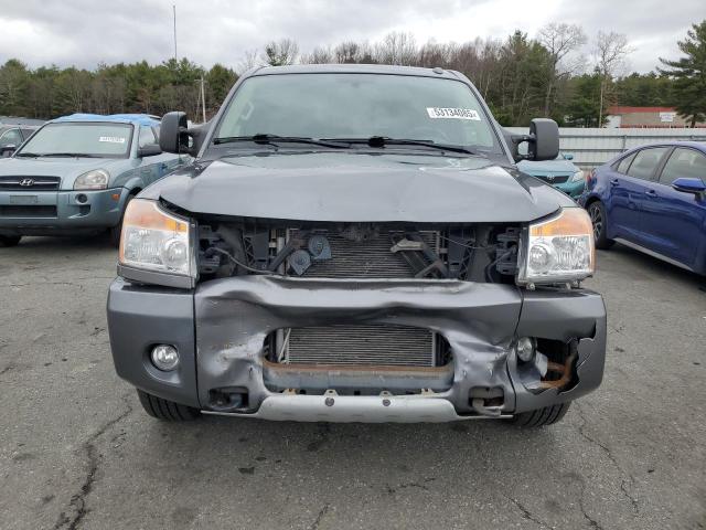  NISSAN TITAN 2013 Szary