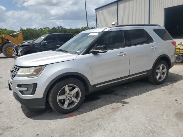  FORD EXPLORER 2016 Srebrny