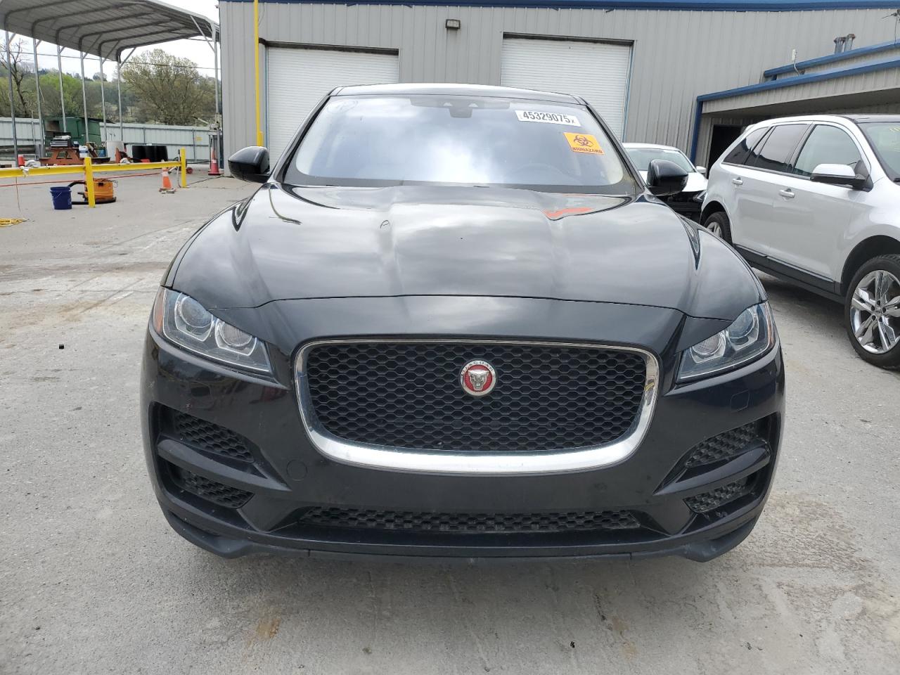 2019 Jaguar F-Pace - Image 5