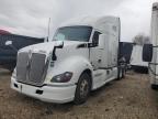 Elgin, IL에서 판매 중인 2019 Kenworth T680 Semi Truck - Minor Dent/Scratches