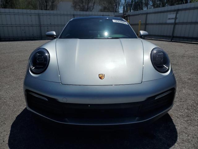  PORSCHE 911 2021 Серебристый
