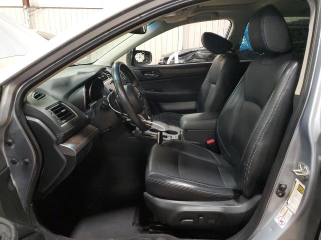  SUBARU OUTBACK 2018 Srebrny