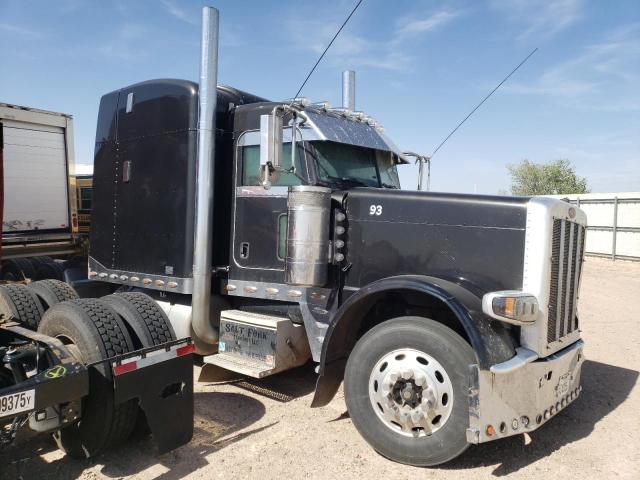 2008 Peterbilt 388 Semi Truck