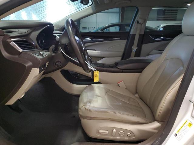  BUICK LACROSSE 2017 Белый