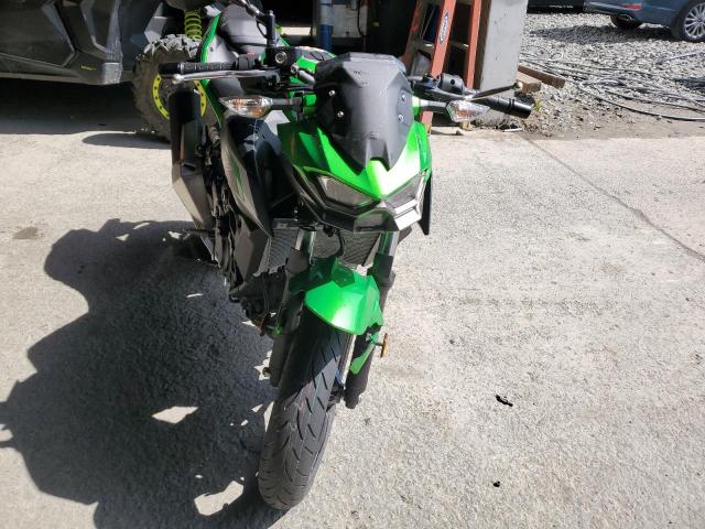  KAWASAKI ER500 2024 Зеленый