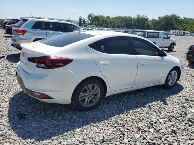  HYUNDAI ELANTRA 2020 Белы