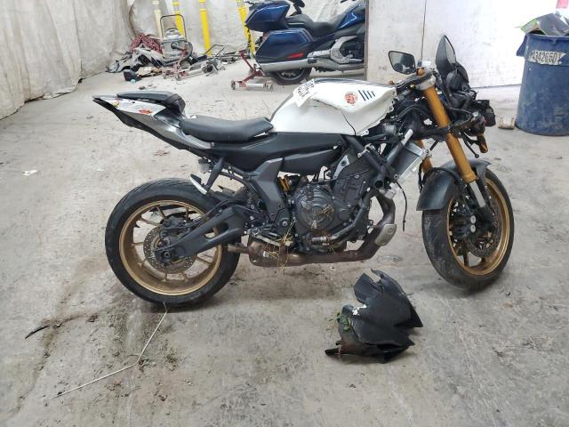 2022 Yamaha Yzfr7 