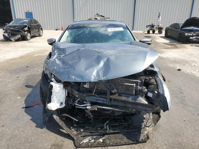  VOLKSWAGEN JETTA 2018 Szary