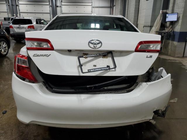  TOYOTA CAMRY 2014 Белы