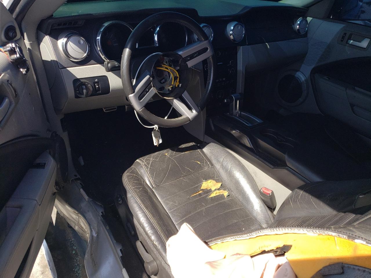 FORD MUSTANG 2008 VIN 1ZVHT82HX85170308 photo 8