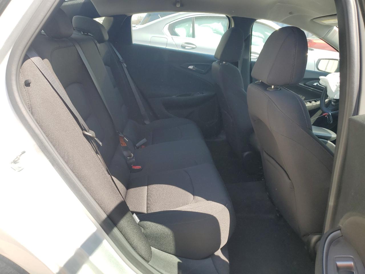 2019 Chevrolet Malibu Ls VIN: 1G1ZC5ST2KF203743 Lot: 52510185