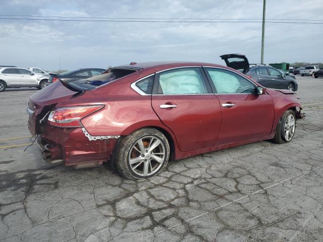 Седаны NISSAN ALTIMA 2015 Красный
