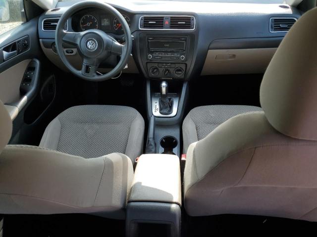 Sedans VOLKSWAGEN JETTA 2014 Brązowy