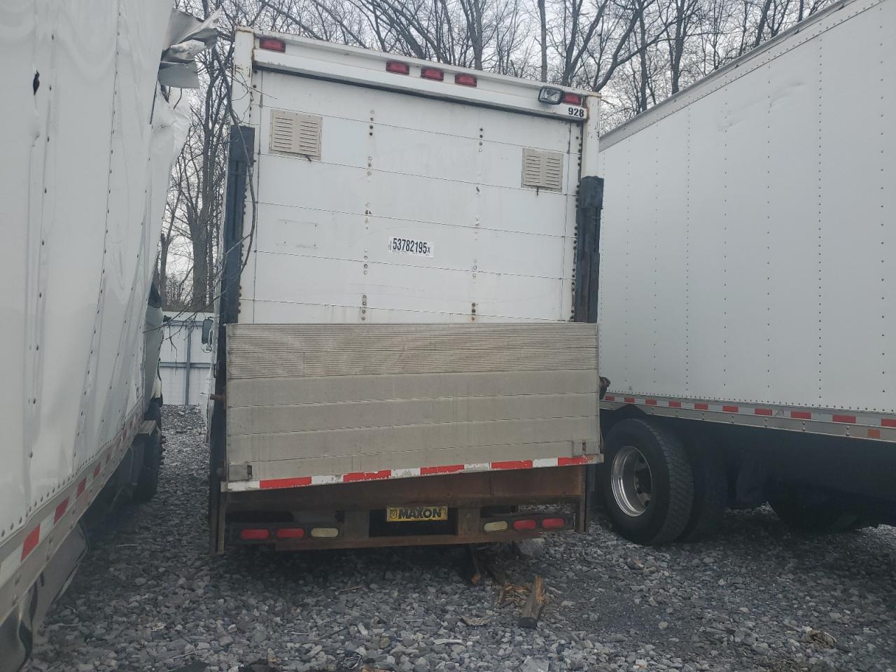 2007 Isuzu Npr white van gas 4KLC4B1U27J803928 photo #3