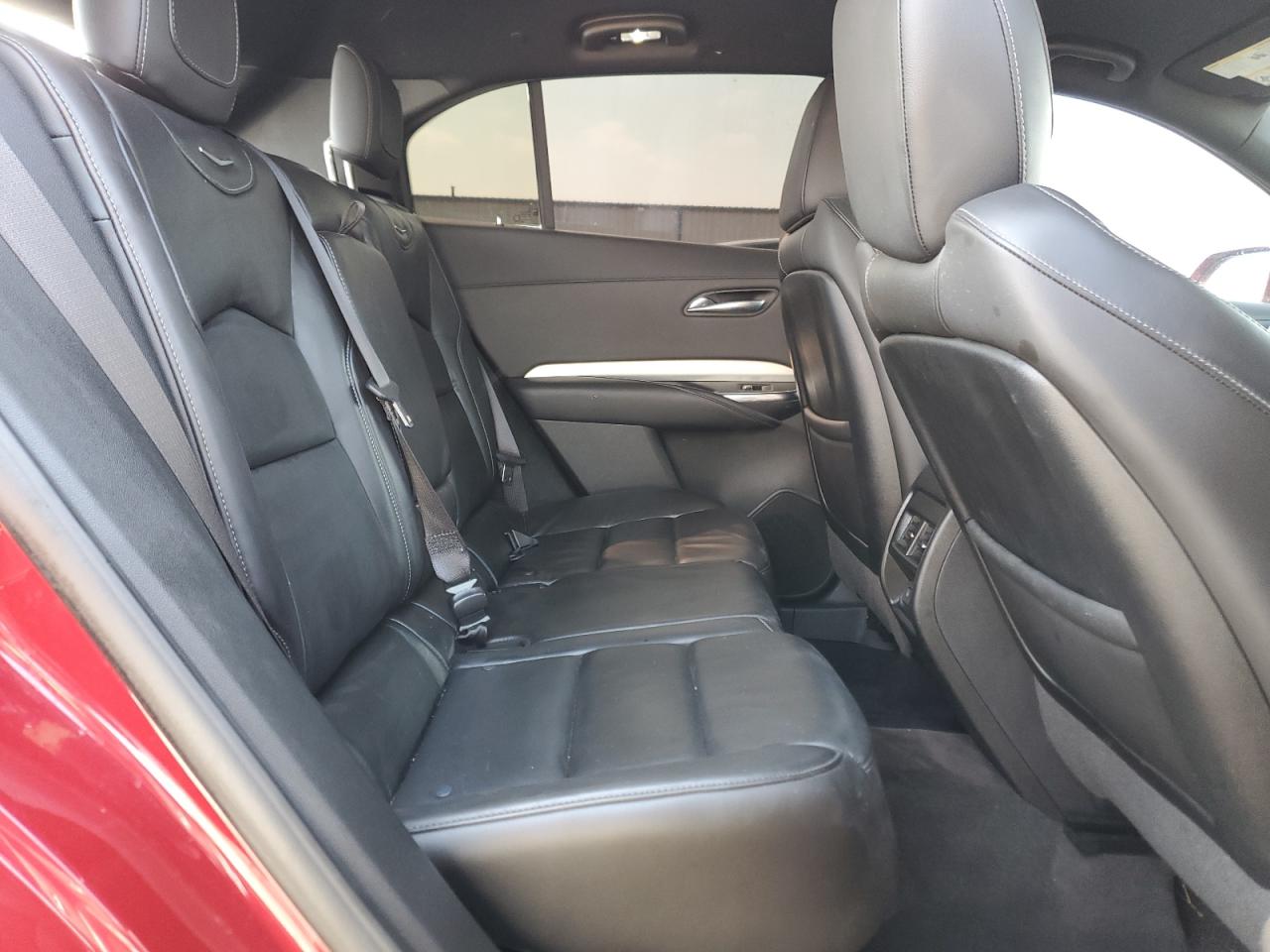 2019 Cadillac Xt4 Premium Luxury VIN: 1GYFZDR41KF213806 Lot: 49973985