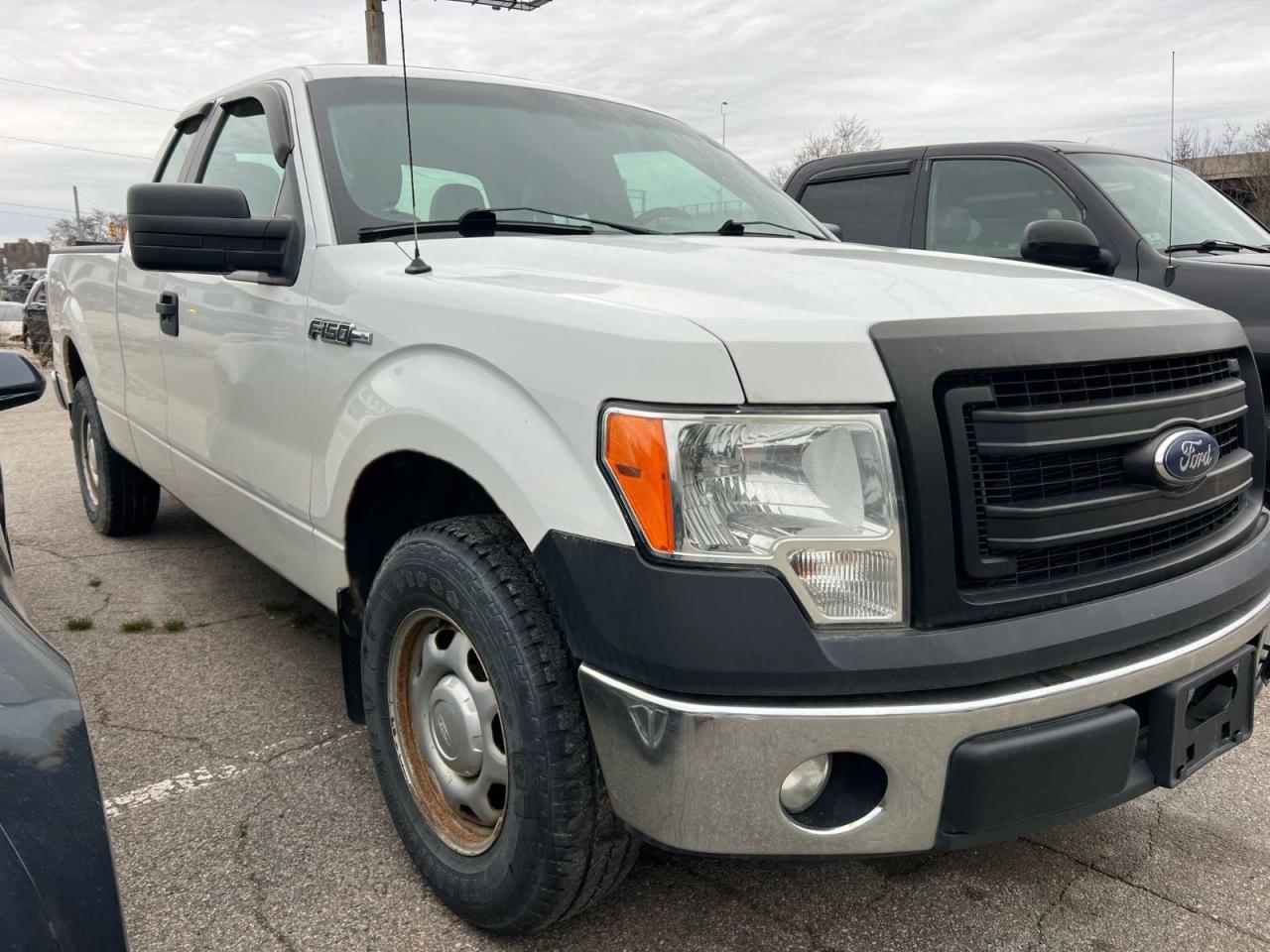 2013 Ford F150 Super Cab zu verkaufen in North Billerica, MA - Minor Dent/Scratches