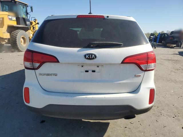  KIA SORENTO 2015 Biały