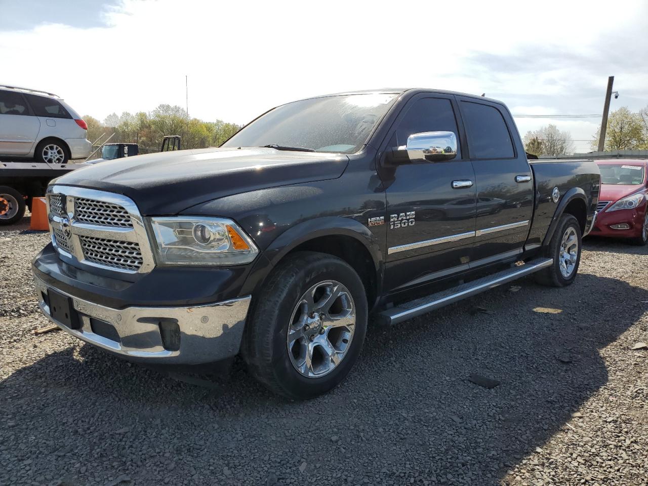 2015 Ram 1500 Laramie zu verkaufen in Hillsborough, NJ - Minor Dent/Scratches