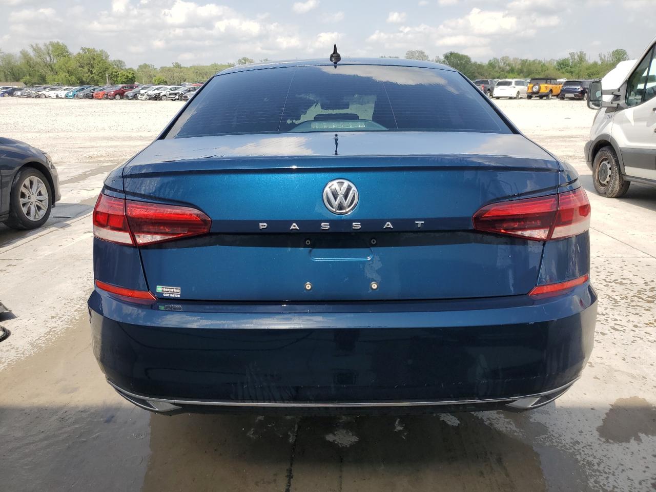 2020 Volkswagen Passat Se VIN: 1VWSA7A33LC026826 Lot: 53975365