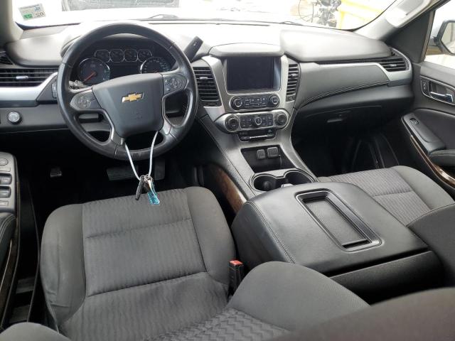 Parquets CHEVROLET SUBURBAN 2016 Srebrny