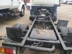 2006 Isuzu Npr  de vânzare în Elgin, IL - Minor Dent/Scratches