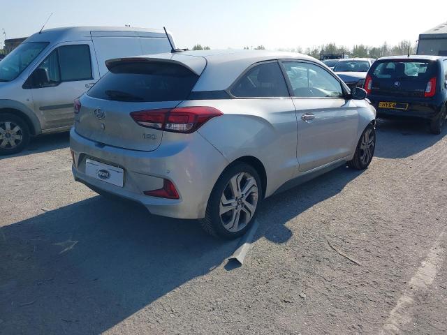 2016 HYUNDAI I20 SPORT