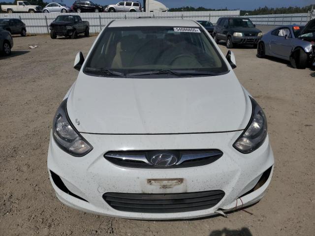 Седани HYUNDAI ACCENT 2013 Білий