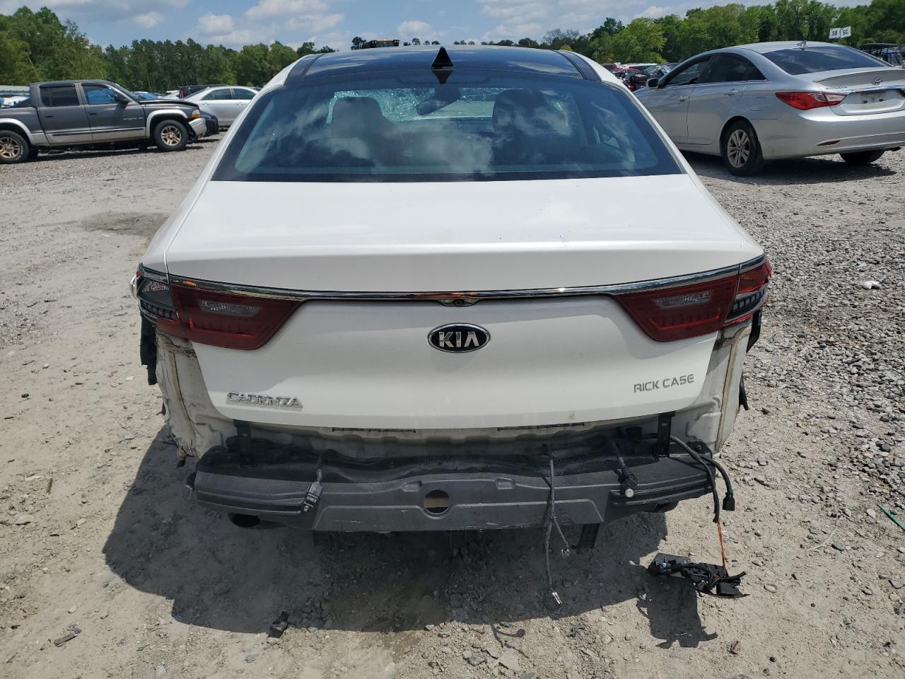 2017 Kia Cadenza Premium VIN: KNALC4J13H5072261 Lot: 52684305